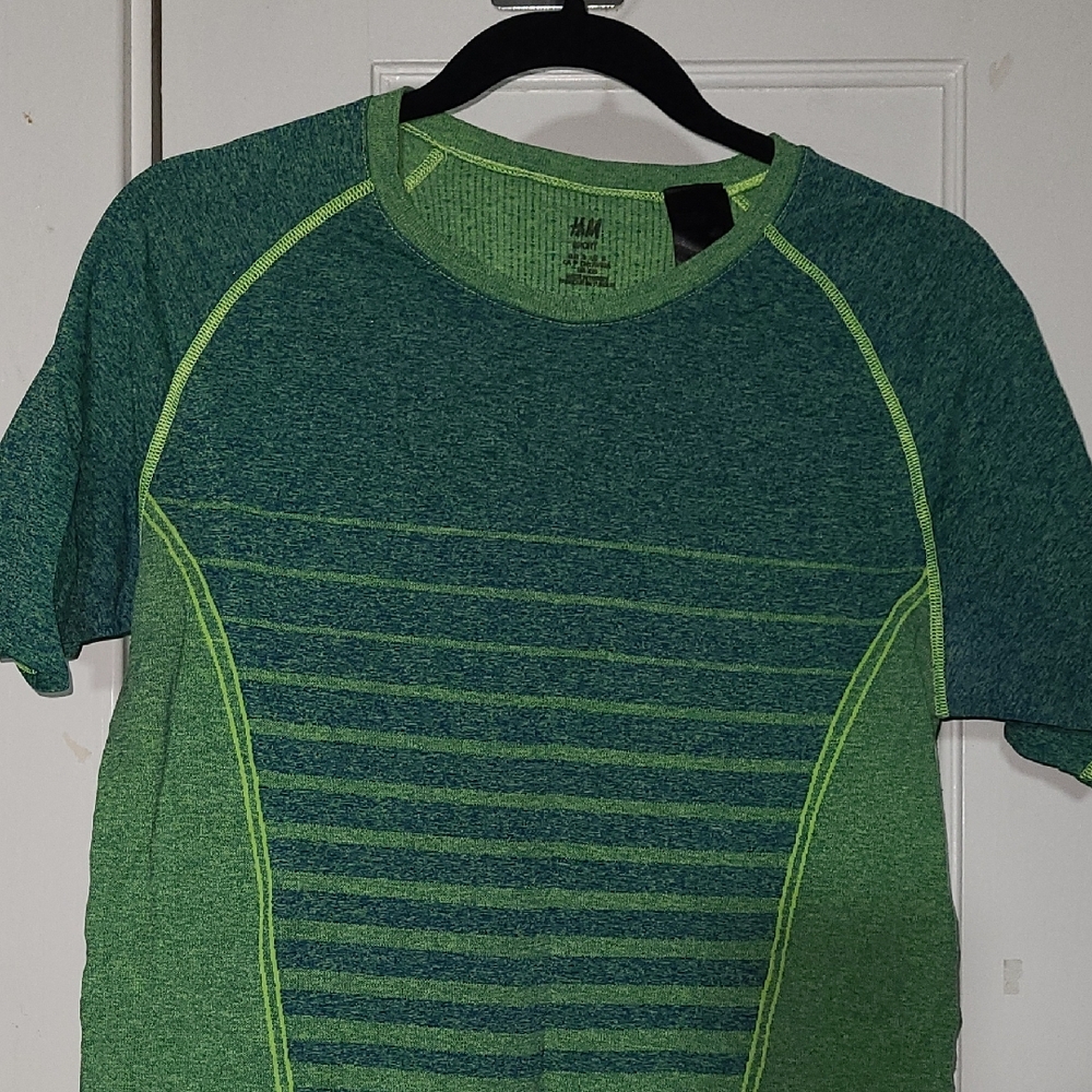 H&M Green and Lime Short Sleeve Tee